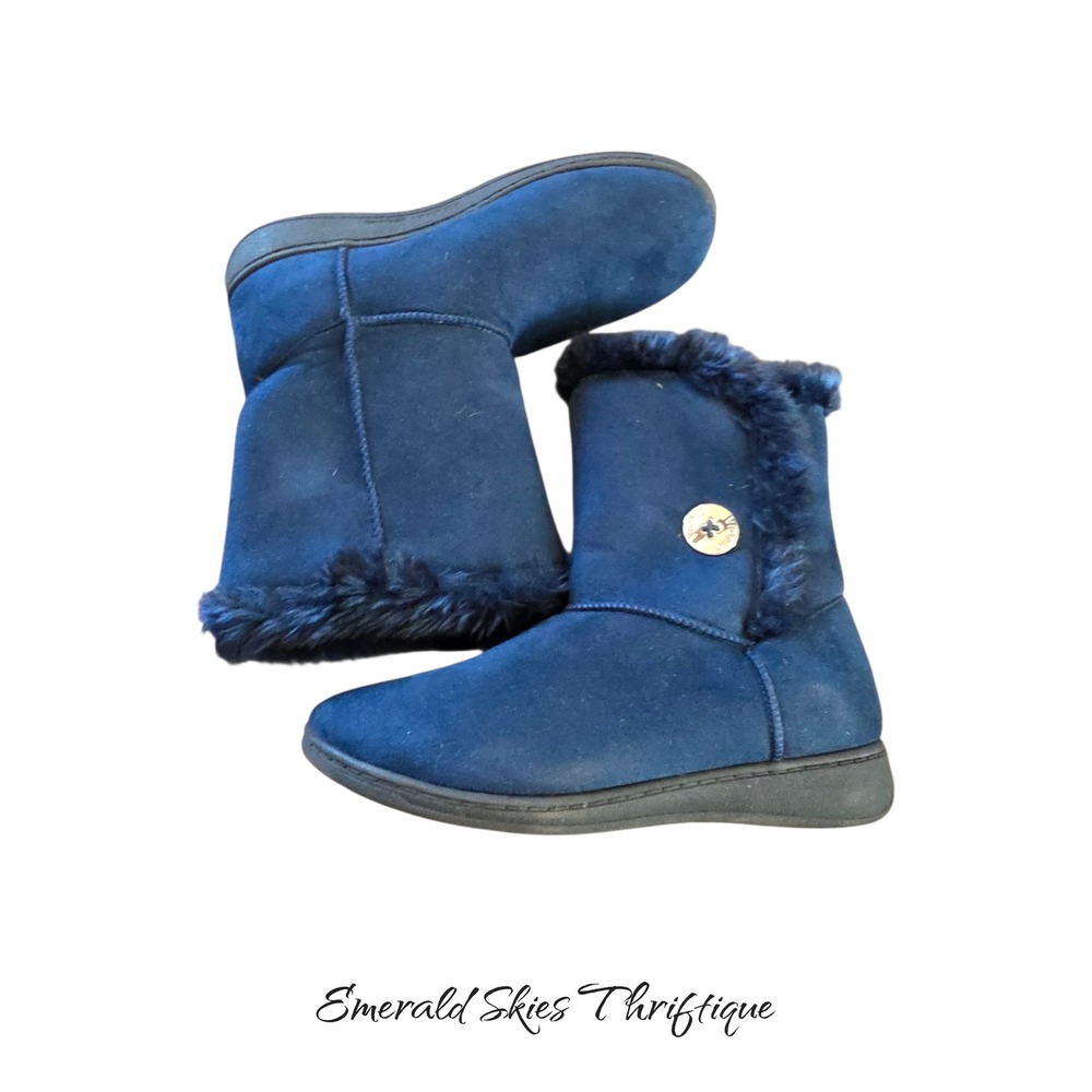 Vionic Indulge Fairfax Navy Faux Fur Winter Boots Womens Size 7. Free shipping